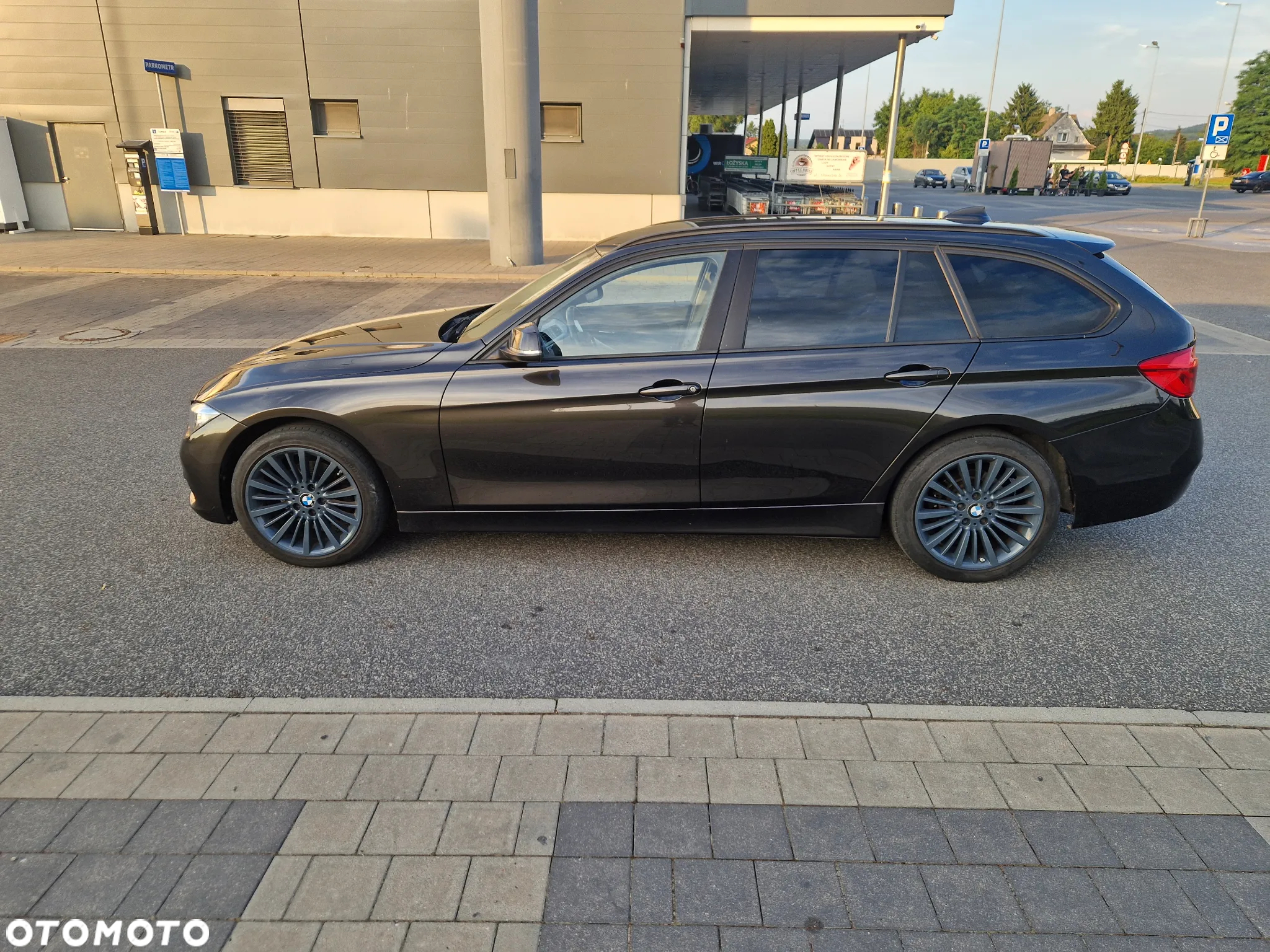 BMW Seria 3 318d Advantage - 11