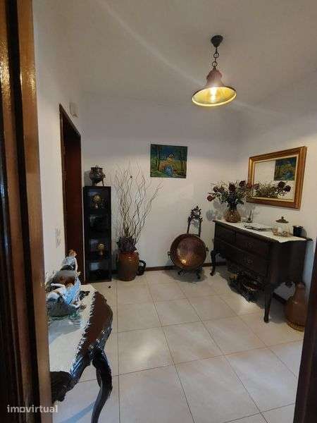 Apartamento T3 Espaçoso c/espaços verdes - Grande imagem: 2/12