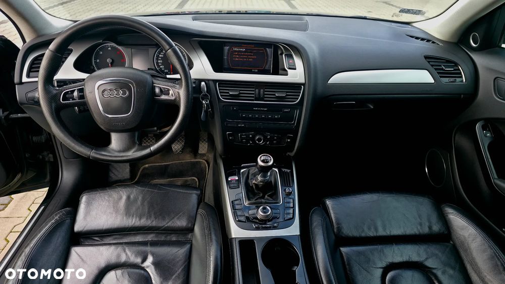 Audi A4 Avant 2.0 TDI - 8