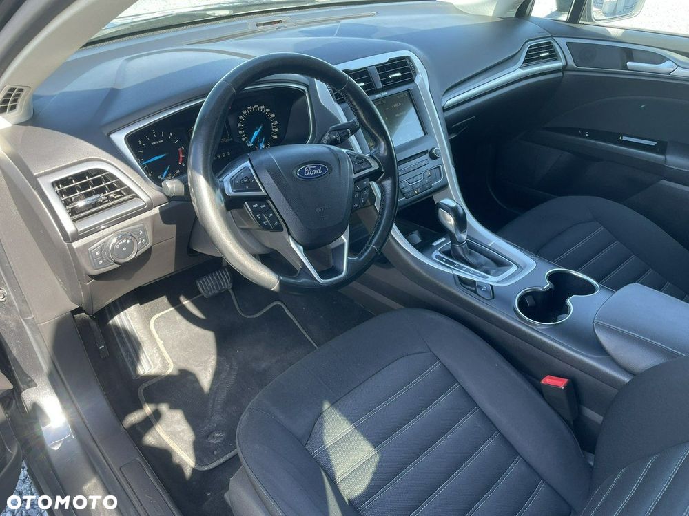 Ford Mondeo 2.0 TDCi Ambiente PowerShift - 10