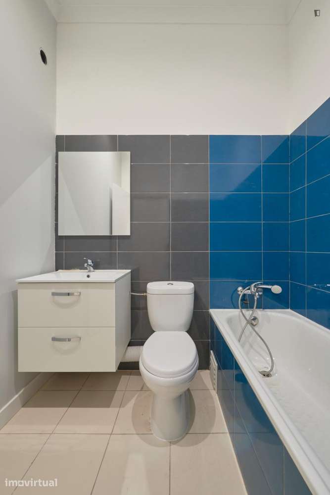 Quarto - localizado em Alameda Lisbon - Grande imagem: 4/27