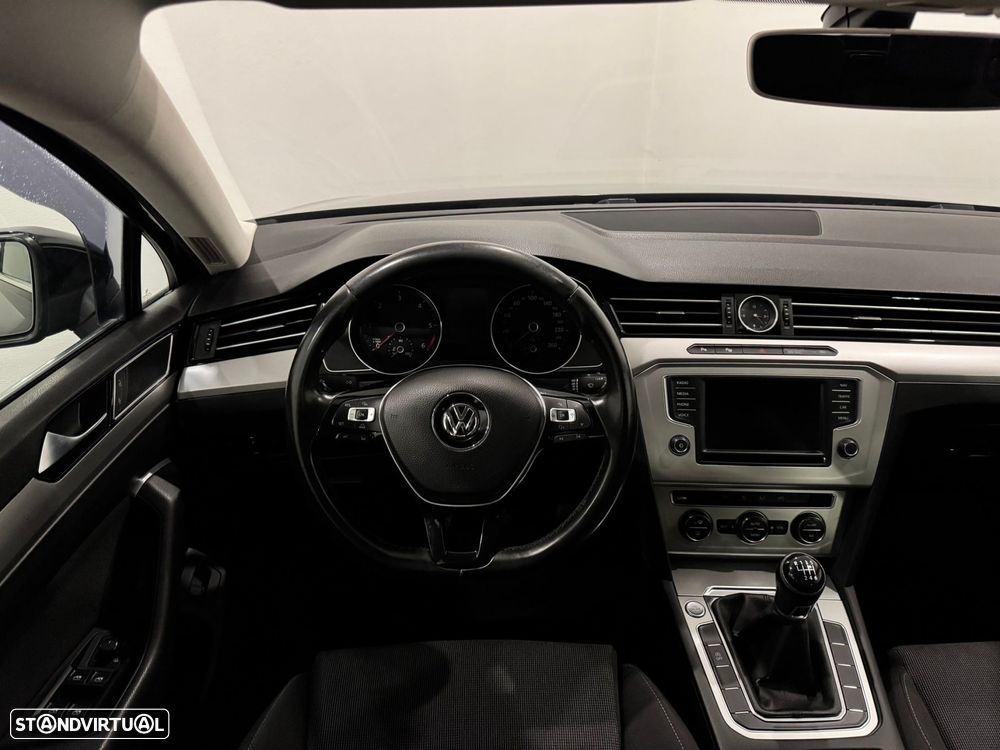 VW Passat Variant 1.6 TDI Confortline - 8