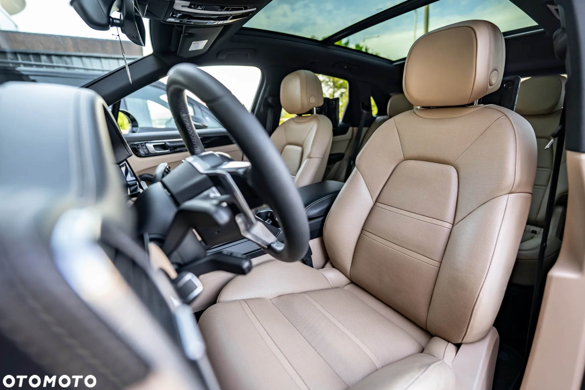 Porsche Cayenne - 23