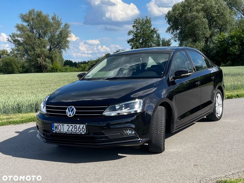 Volkswagen Jetta 1.2 TSI Comfortline - 17
