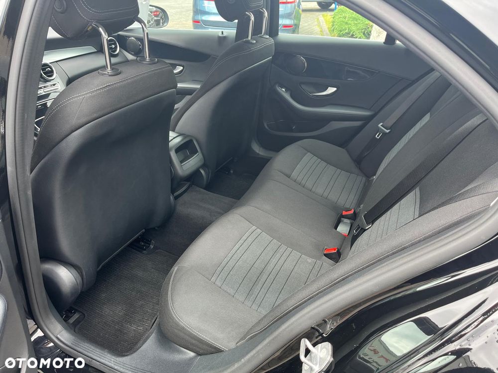 Mercedes-Benz Klasa C 160 Business Edition 9G-TRONIC - 17