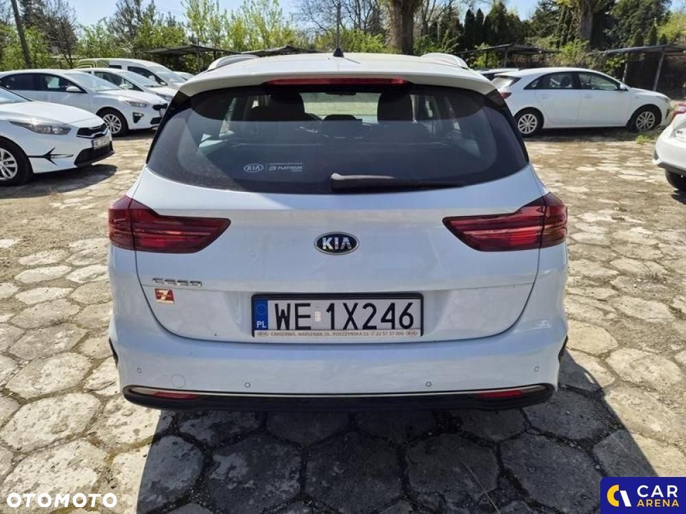 Kia Ceed - 5