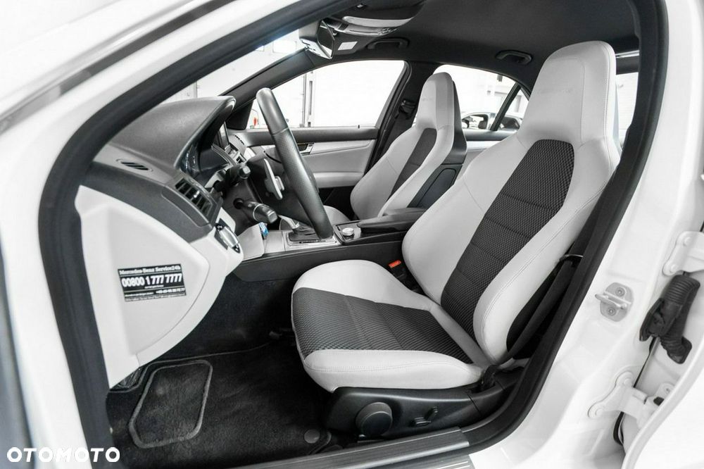Mercedes-Benz Klasa C 63 AMG AMG SPEEDSHIFT MCT - 20