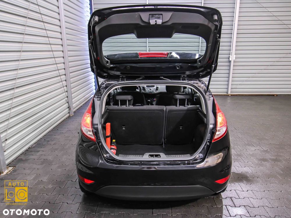 Ford Fiesta 1.25 Celebration - 11