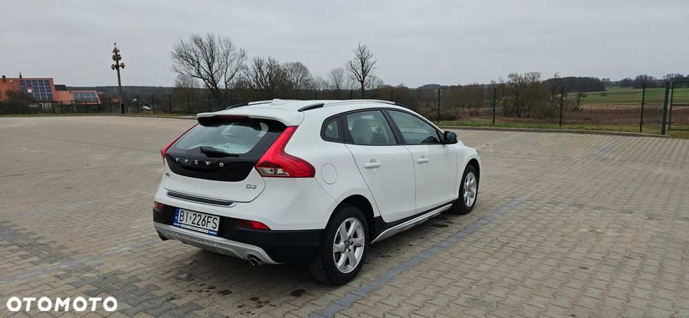 Volvo V40 Cross Country D3 Drive-E Kinetic - 3