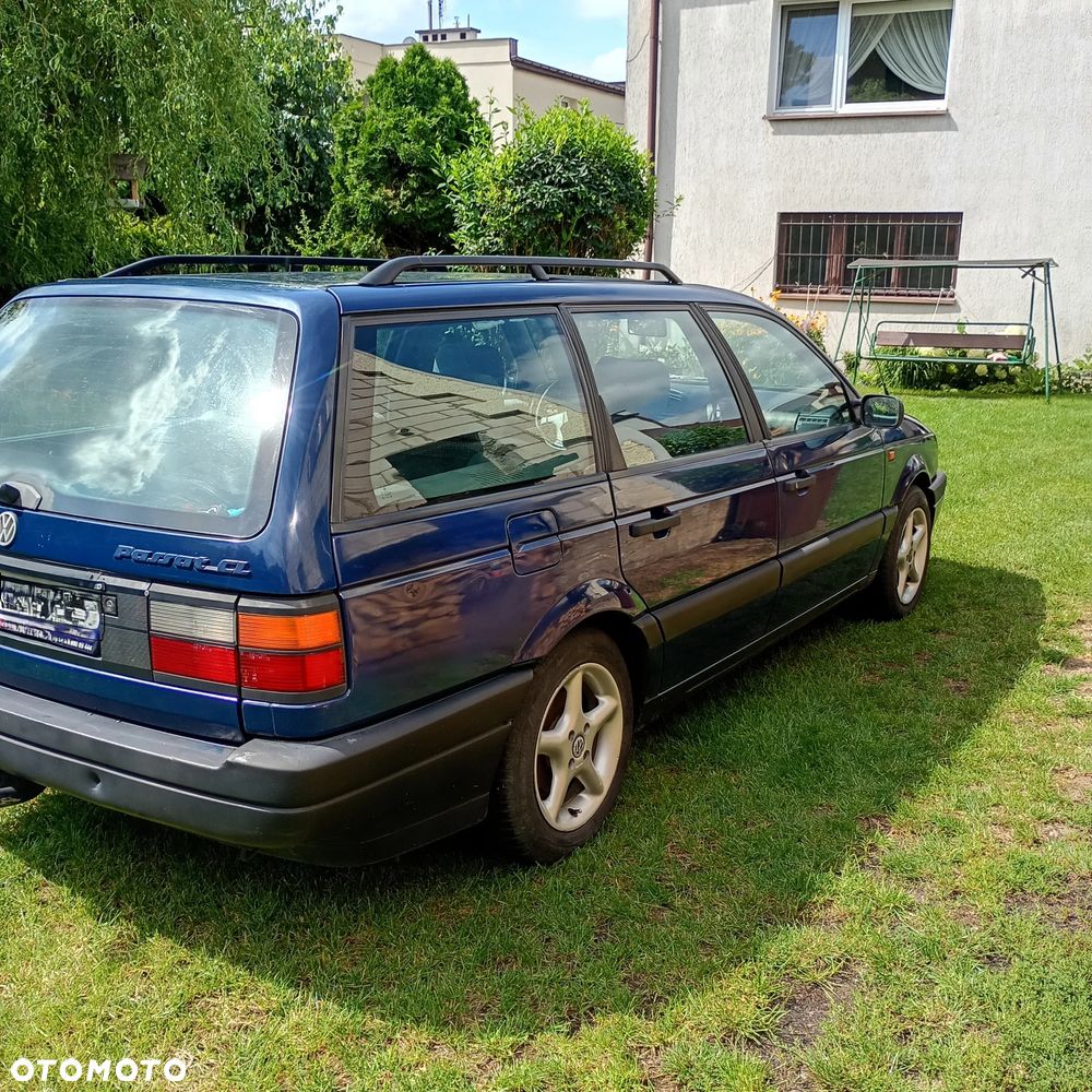Volkswagen Passat 1.9 D CL - 3
