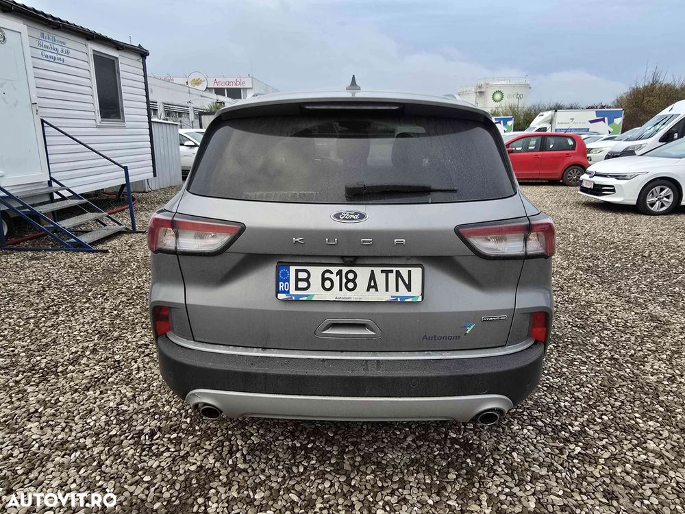 Ford Kuga - 4