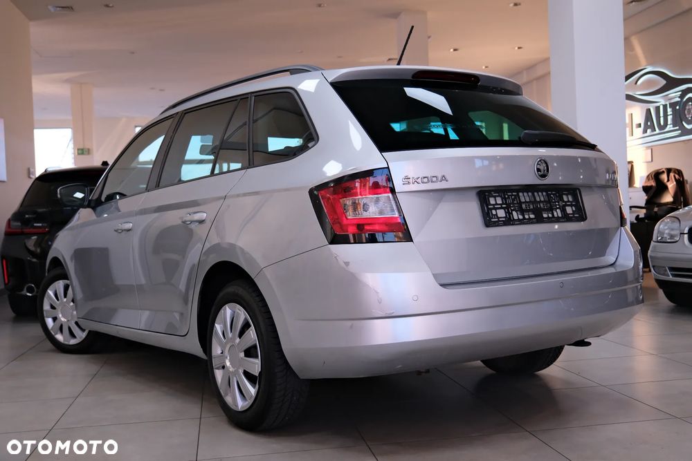 Skoda Fabia - 18