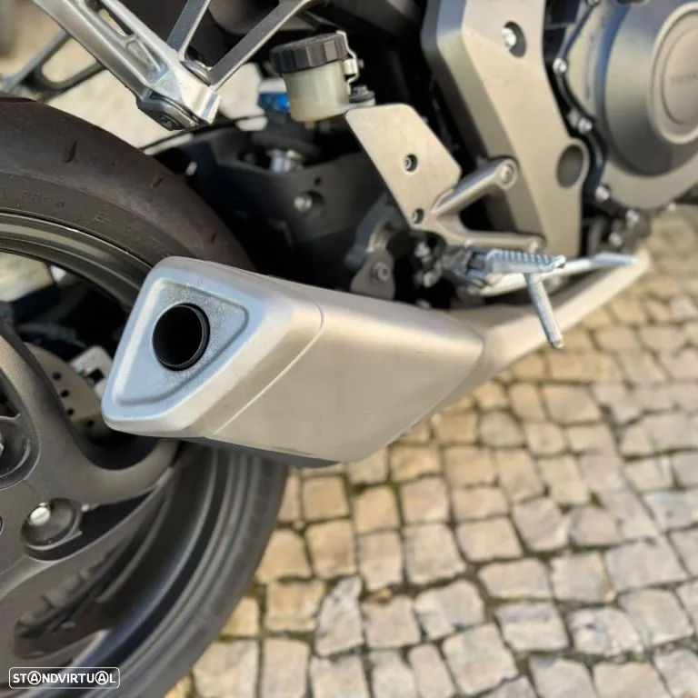Honda CB 1000R - 16