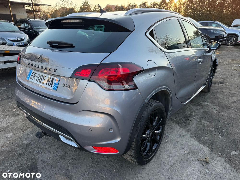 Citroën DS4 Cross 1.6 BlueHDi Be Chic S&S EAT6 - 36