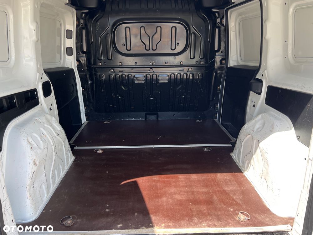 Opel Combo - 11