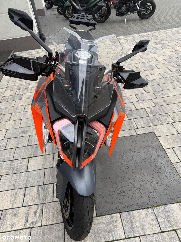 KTM Super Duke - 16