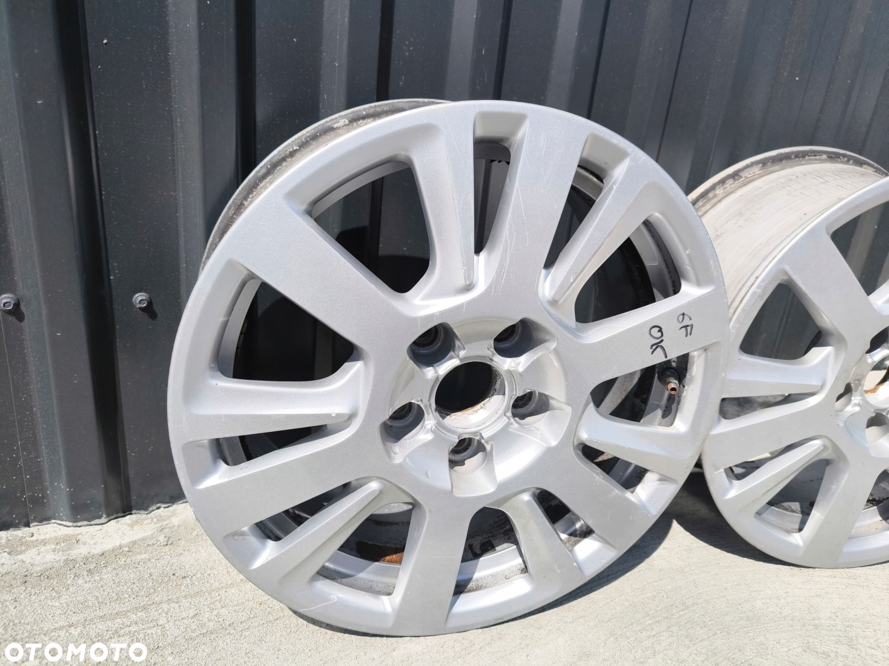 FELGA FELGI VW AUDI A3 A4 A6 ITP 7.0J R16 ET42 4F0601025CF *6F* - 4