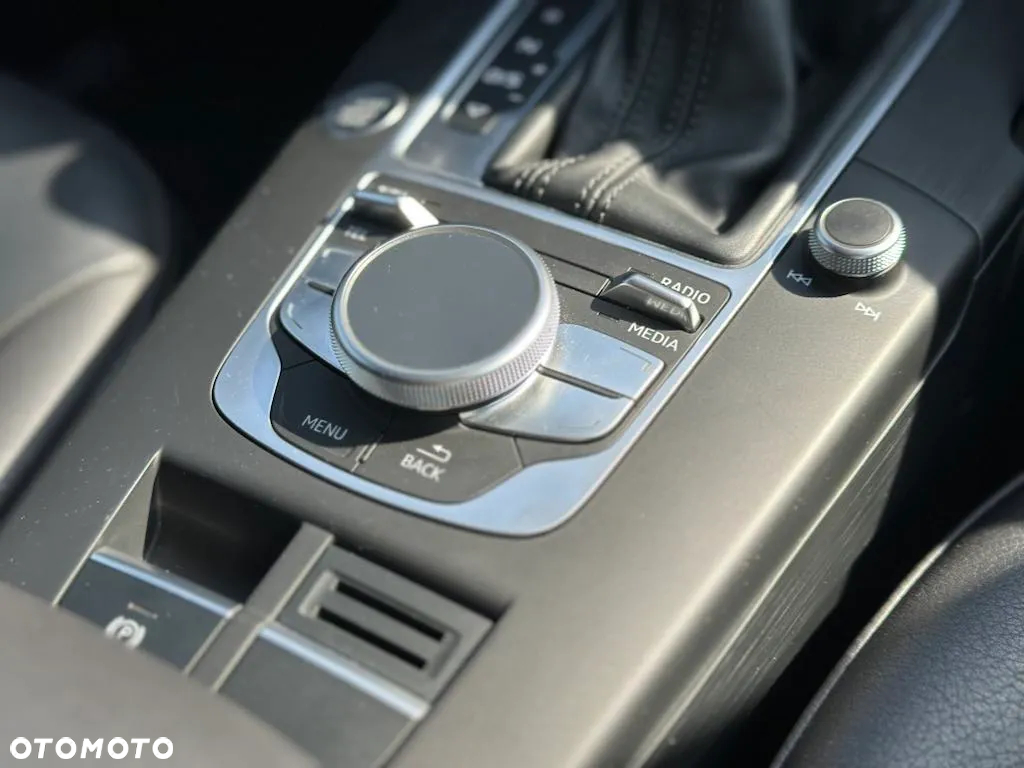 Audi A3 2.0 TFSI Limousine quattro S tronic sport - 30