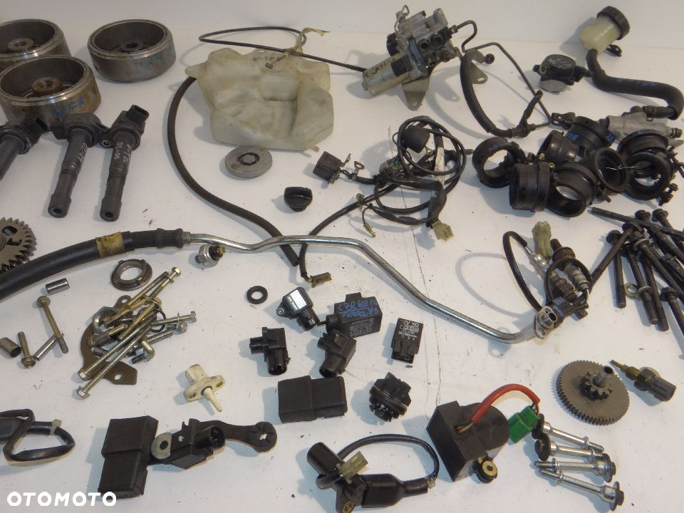 VFR 800 VTEC przekaźnii czujnik cewkofajka wałek rozrządu pokrywa krociec koło magnesowe R115 - 7