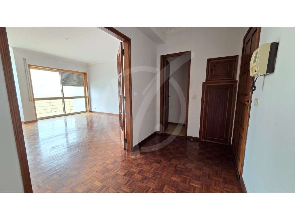 Apartamento T3 - Avenida Vasco da Gama - Póvoa de Varzim - Grande imagem: 5/11