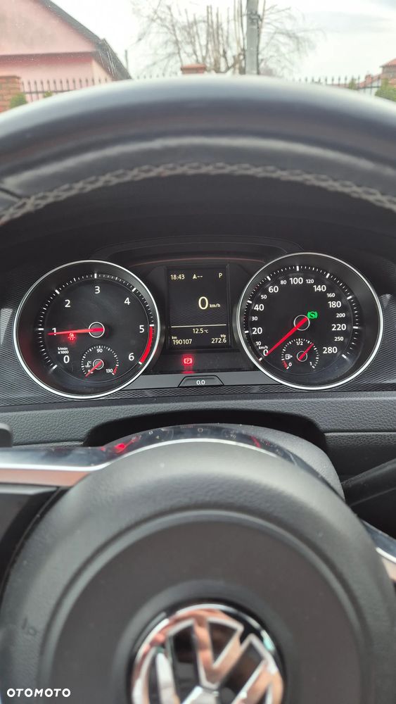 Volkswagen Golf - 13