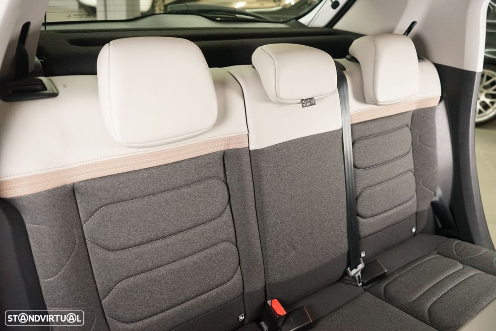 Citroën C3 1.2 PureTech Shine - 36