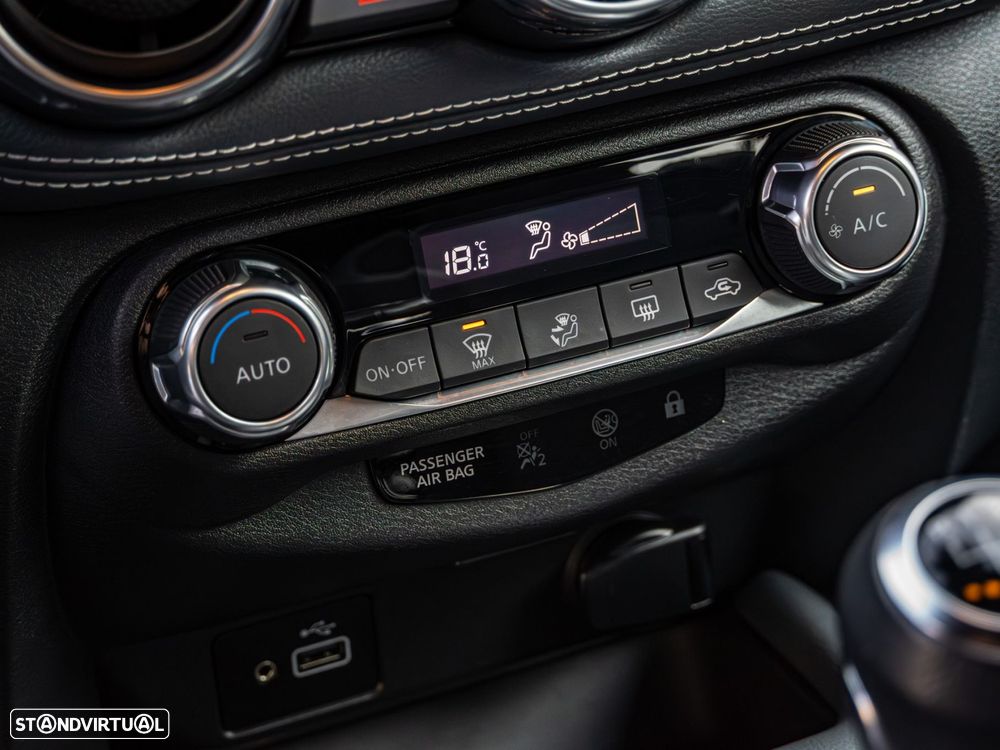 Nissan Juke 1.0 DIG-T N-Connecta - 19