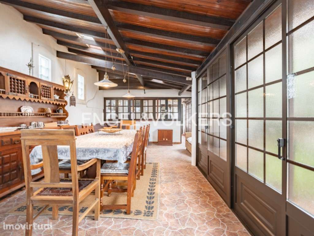 Excelente moradia T6 com AL situada no centro de Almeirim - Grande imagem: 2/36