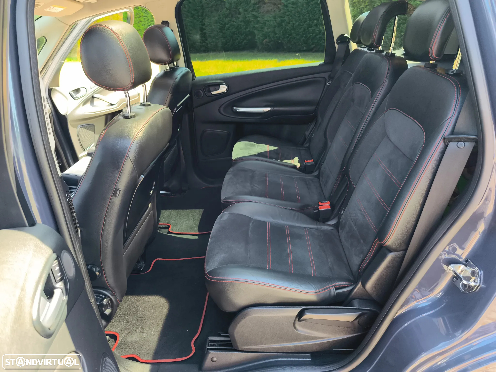 Ford S-Max 2.0 TDCi Titanium Busine. 7L Aut. - 17