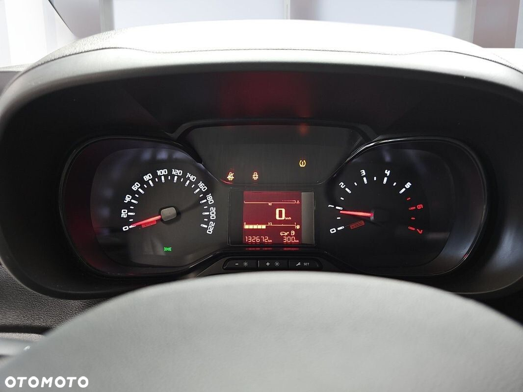 Toyota ProAce 2.3T 1.5 D-4D 75KM std Furgon Active - 20