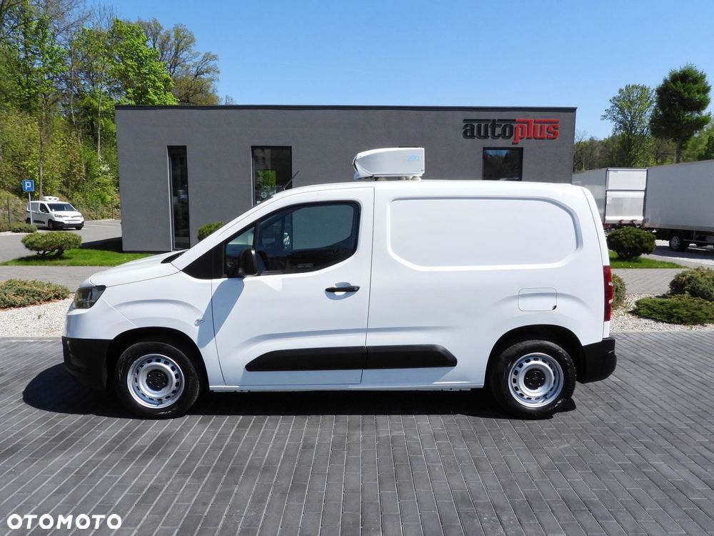 Toyota PROACE CITY  FURGON CHŁODNIA  -15*C ZASILANIE 230V TEMPOMAT KLIMATYZACJA  100KM - 10