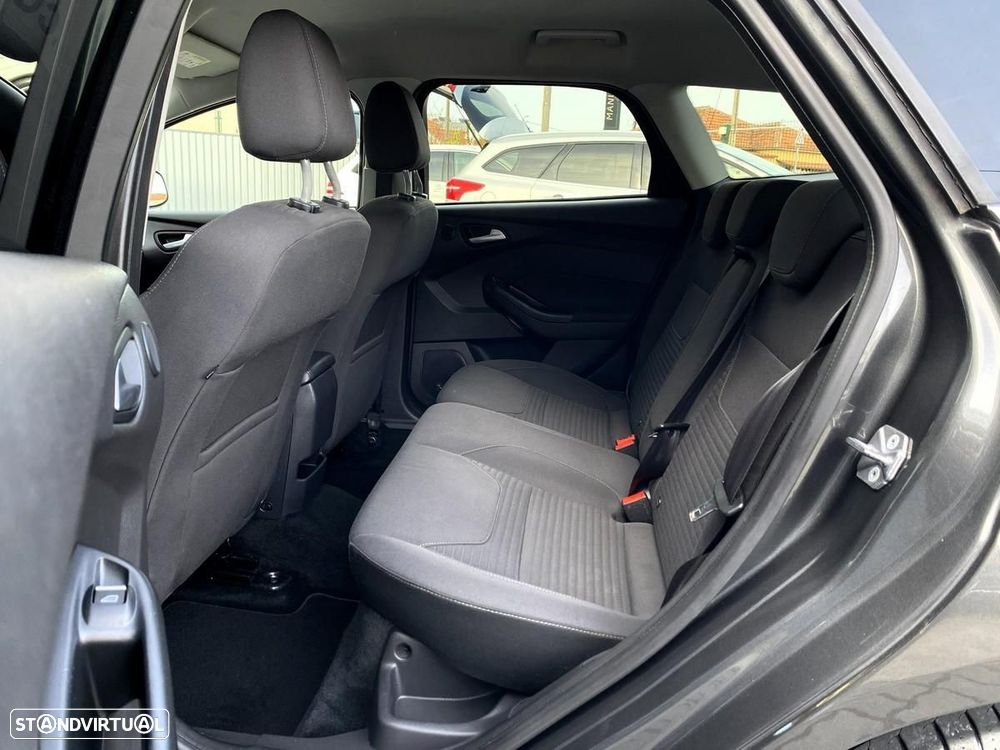 Ford Focus SW 1.5 TDCi Titanium - 31