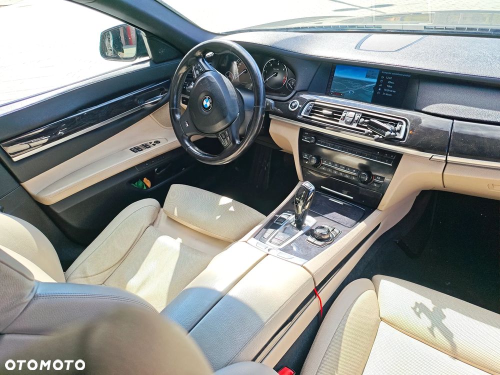 BMW Seria 7 730d - 11