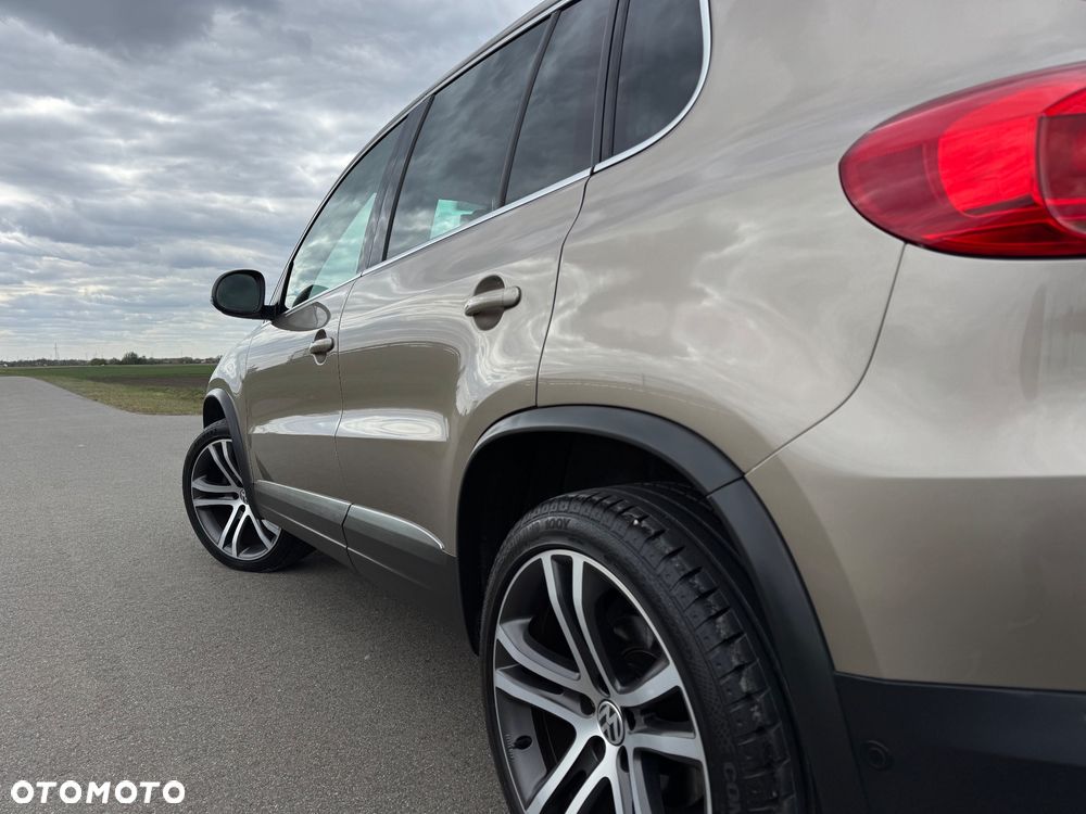 Volkswagen Tiguan 2.0 TDI DPF BlueMotion Technology Cup Sport & Style - 19