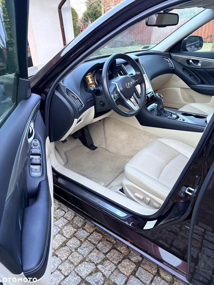 Infiniti Q50 2.0t Premium EU6 - 14
