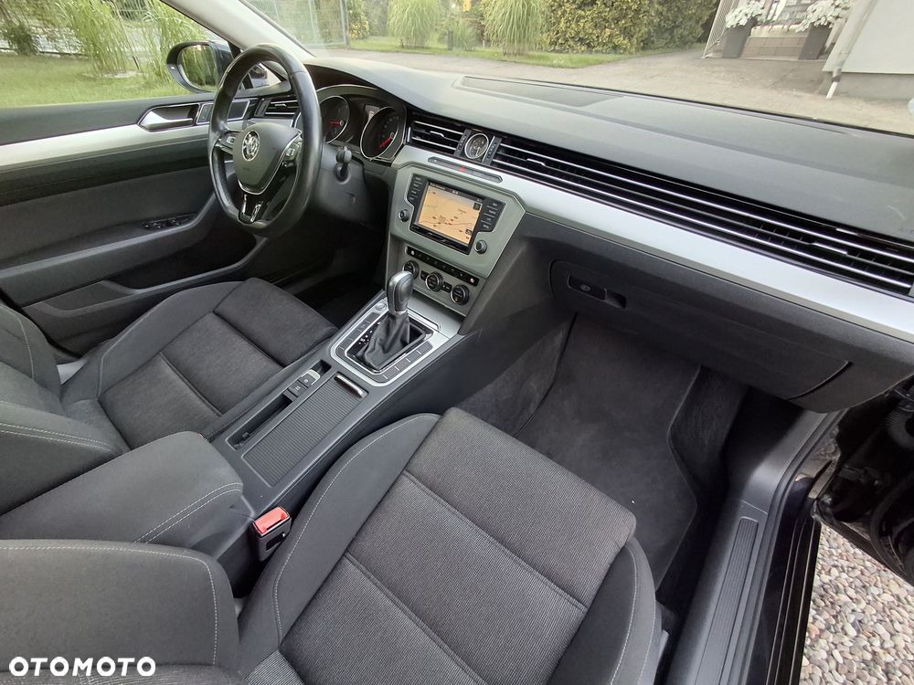 Volkswagen Passat - 7