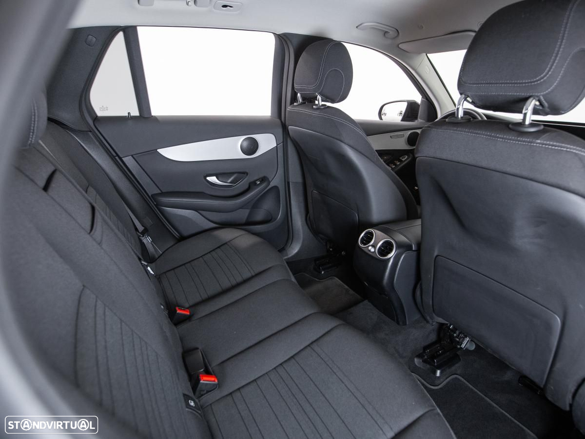 Mercedes-Benz GLC 300 de 4Matic - 11