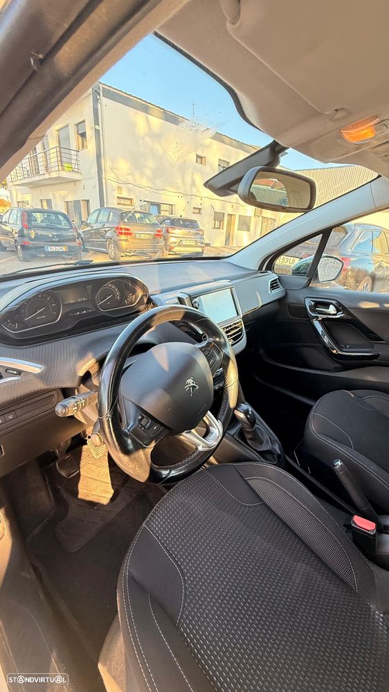 Peugeot 208 1.2 PureTech Active - 9