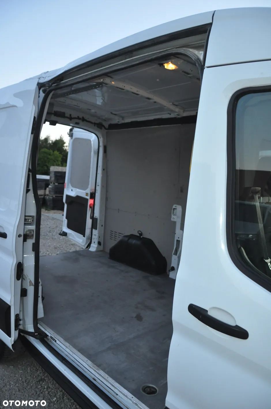 Ford Transit - 36