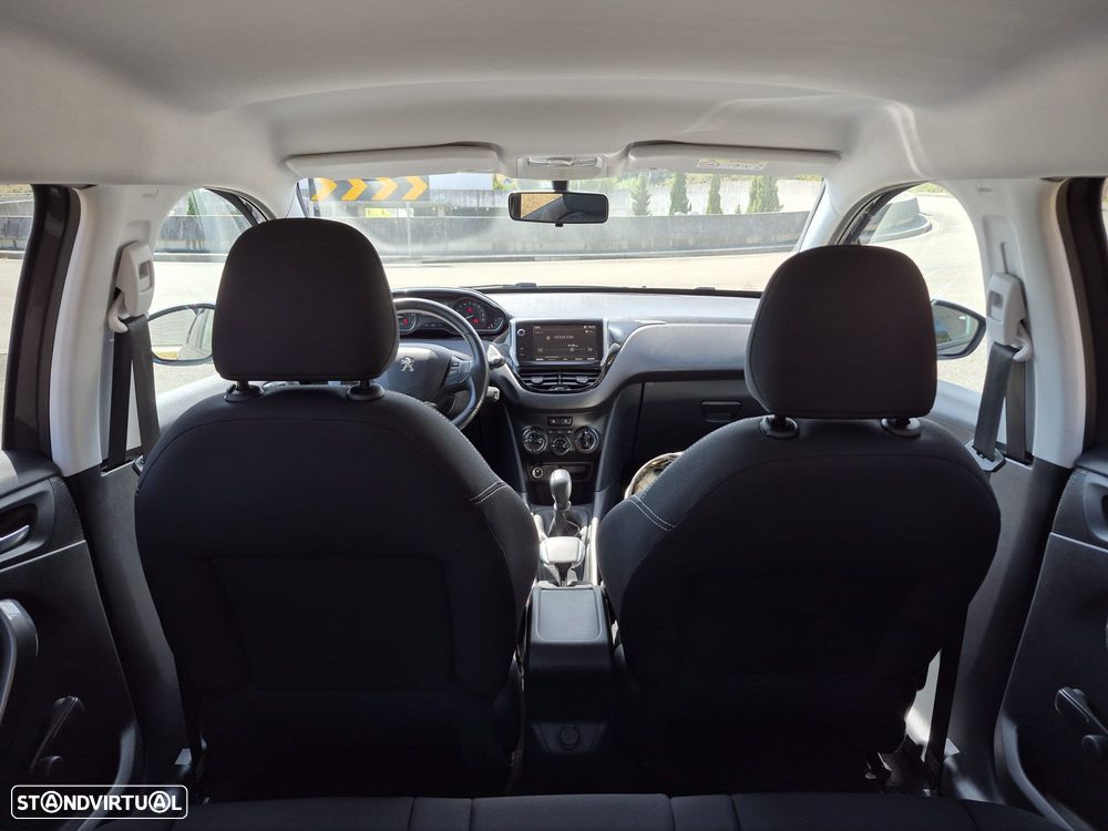 Peugeot 2008 1.2 PureTech Style - 20