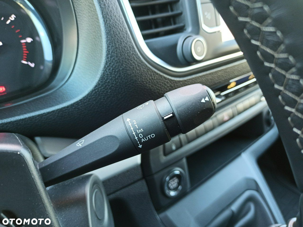 Opel Vivaro - 18