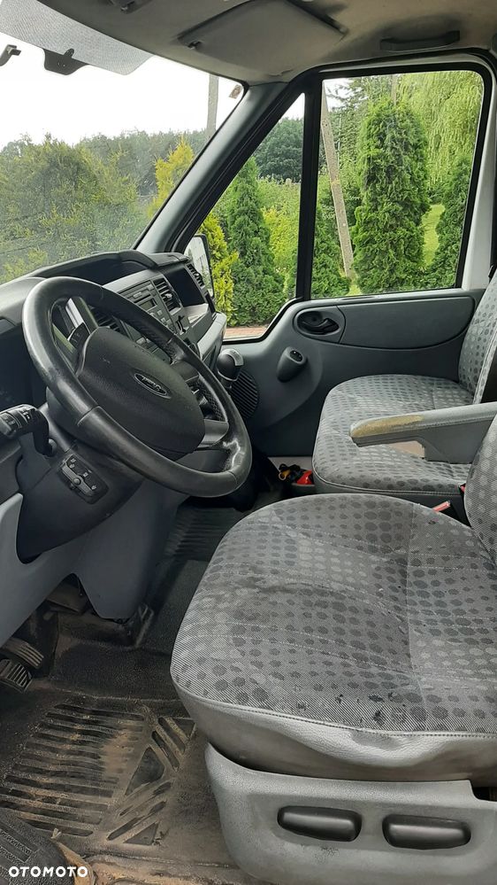 Ford Transit - 2