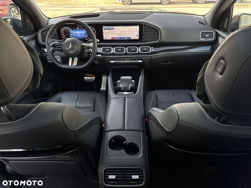 Mercedes-Benz GLS - 20