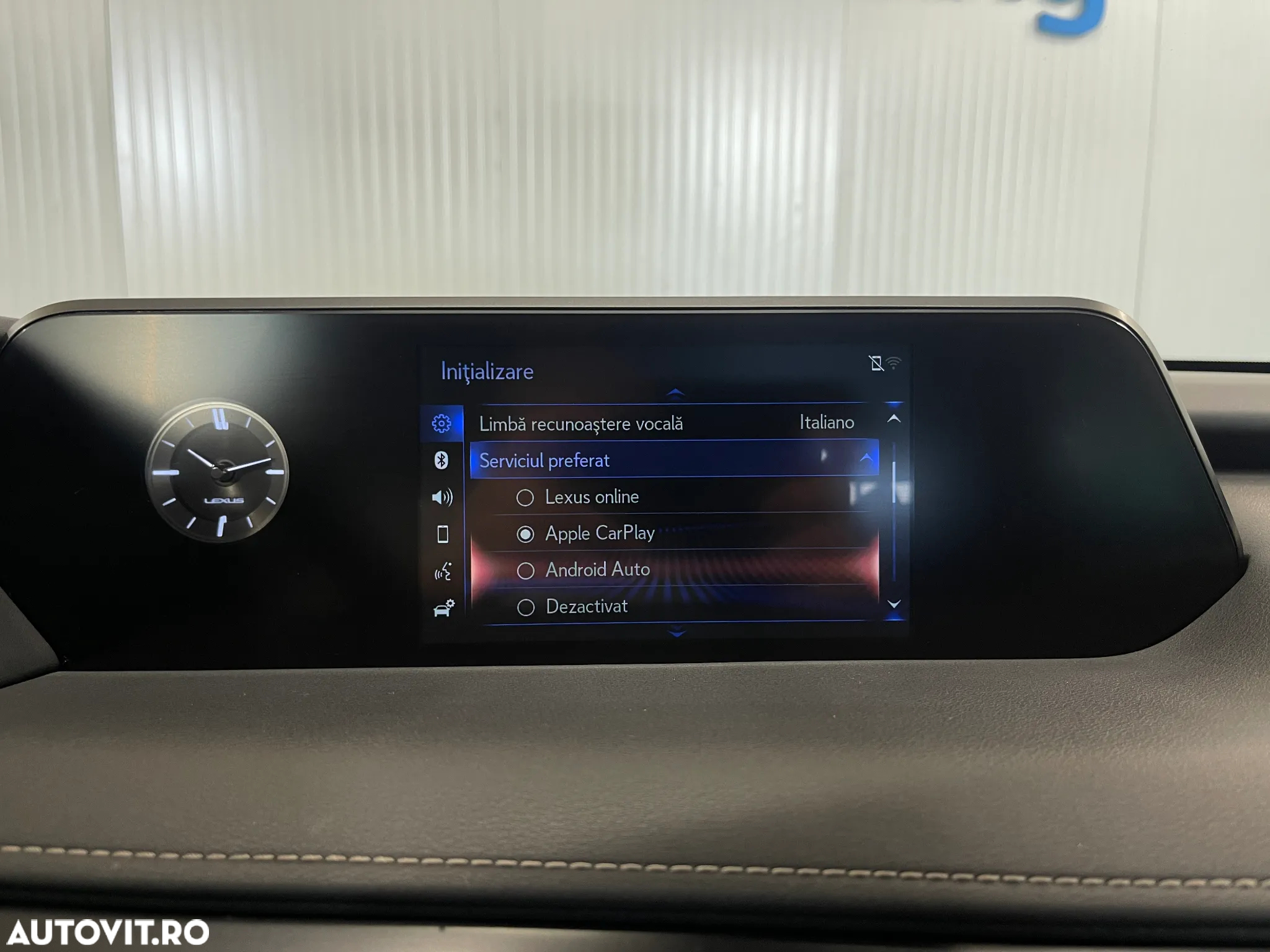 Lexus UX 250h (E-FOUR) Luxury Line - 14