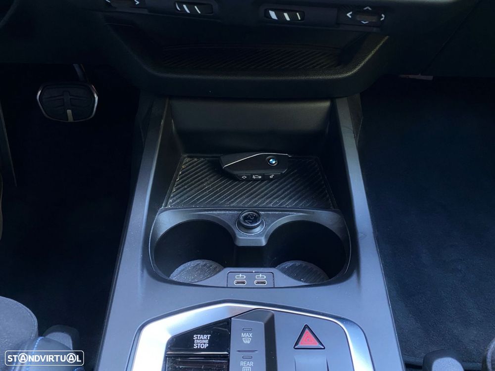 BMW 118 d Pack Desportivo M Pro - 14