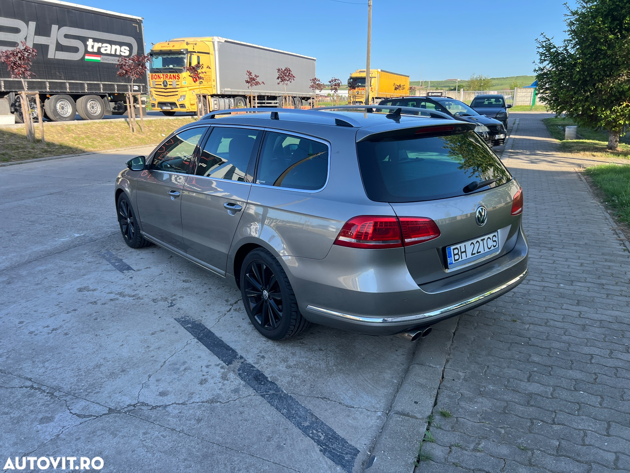 Volkswagen Passat Variant 2.0 TDI BlueMotion Technology Highline - 8