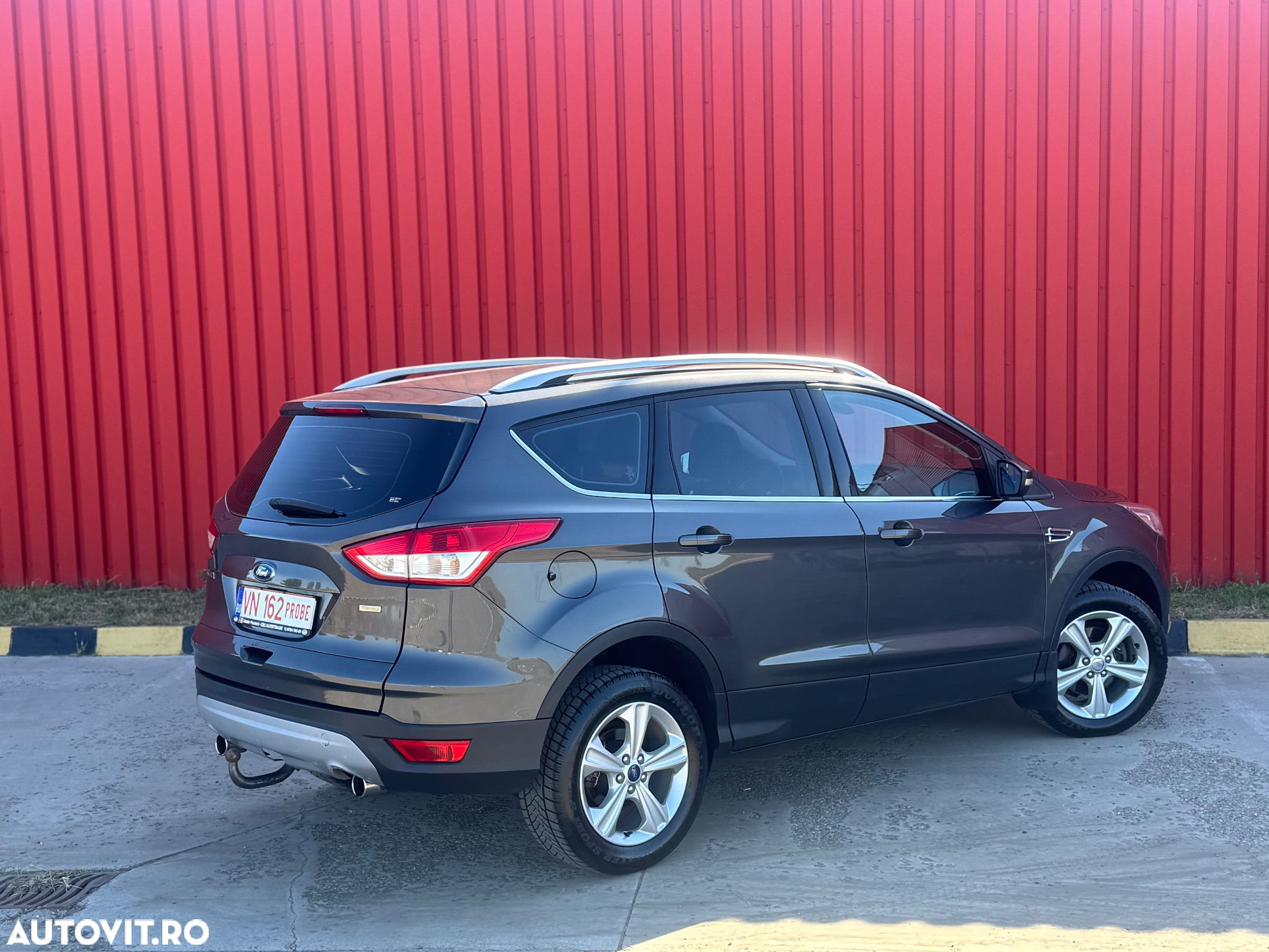Ford Kuga 1.5 EcoBoost 2WD Titanium - 4