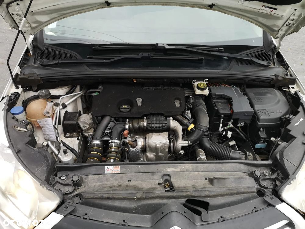 Citroën C4 1.6 HDi Attraction - 16