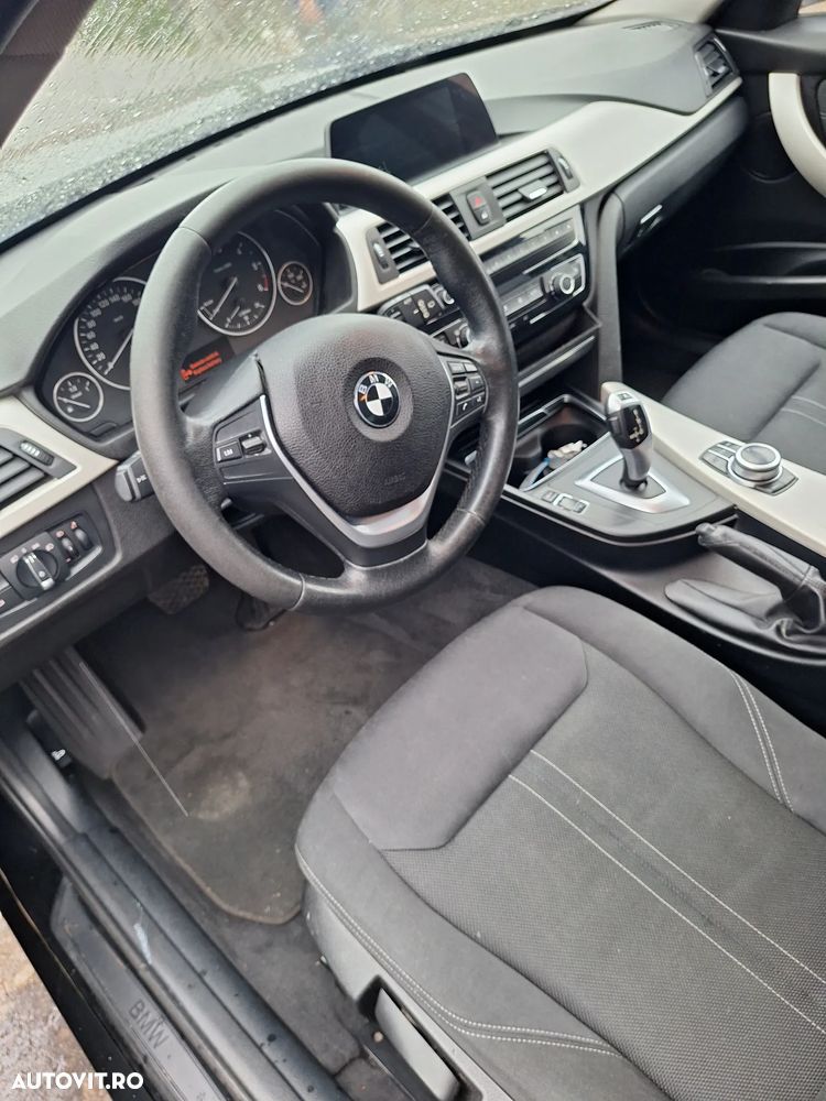 BMW Seria 3 318d Aut. - 8