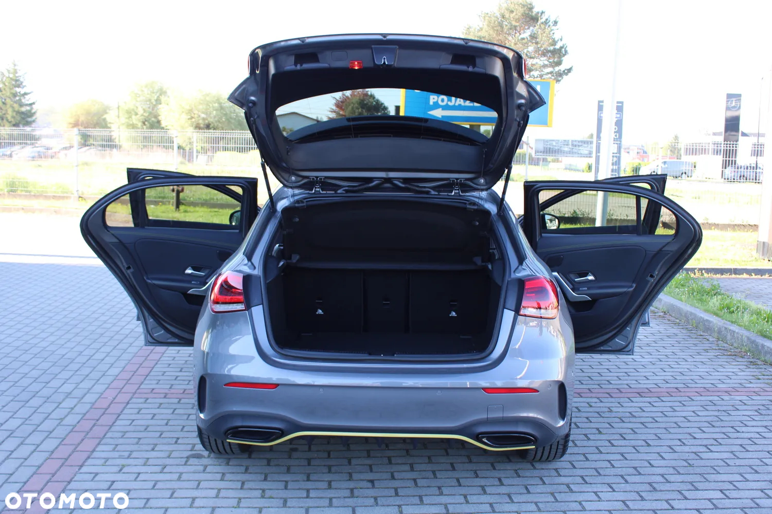 Mercedes-Benz Klasa A 250 7G-DCT AMG Line - 14